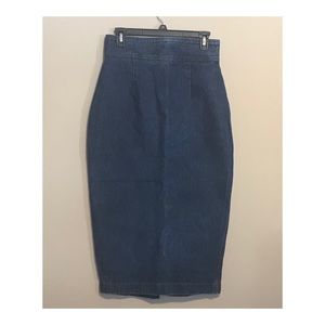 Vintage high waisted jean skirt